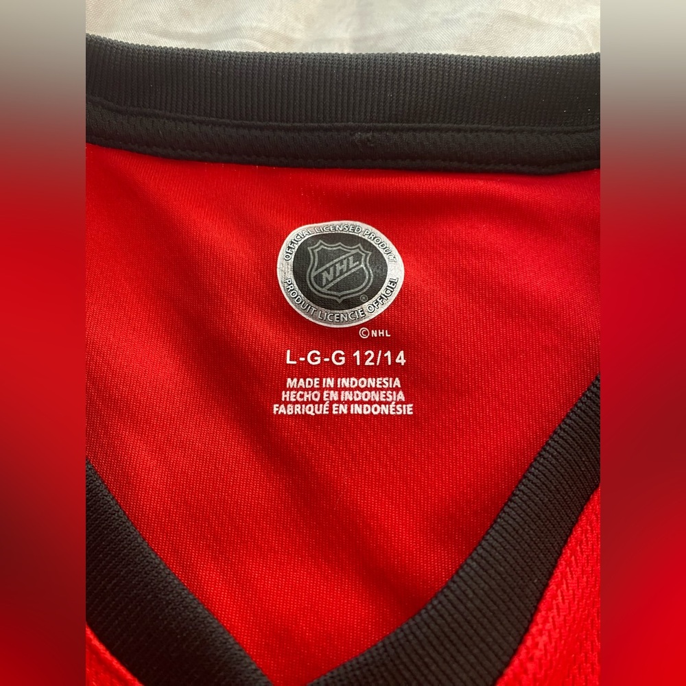 Chicago Blackhawk’s jersey NWT - Picture 6 of 8